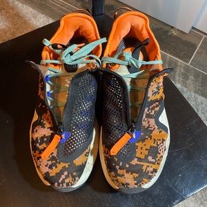 Pg 4 basketball shoe black/orange camo size 11